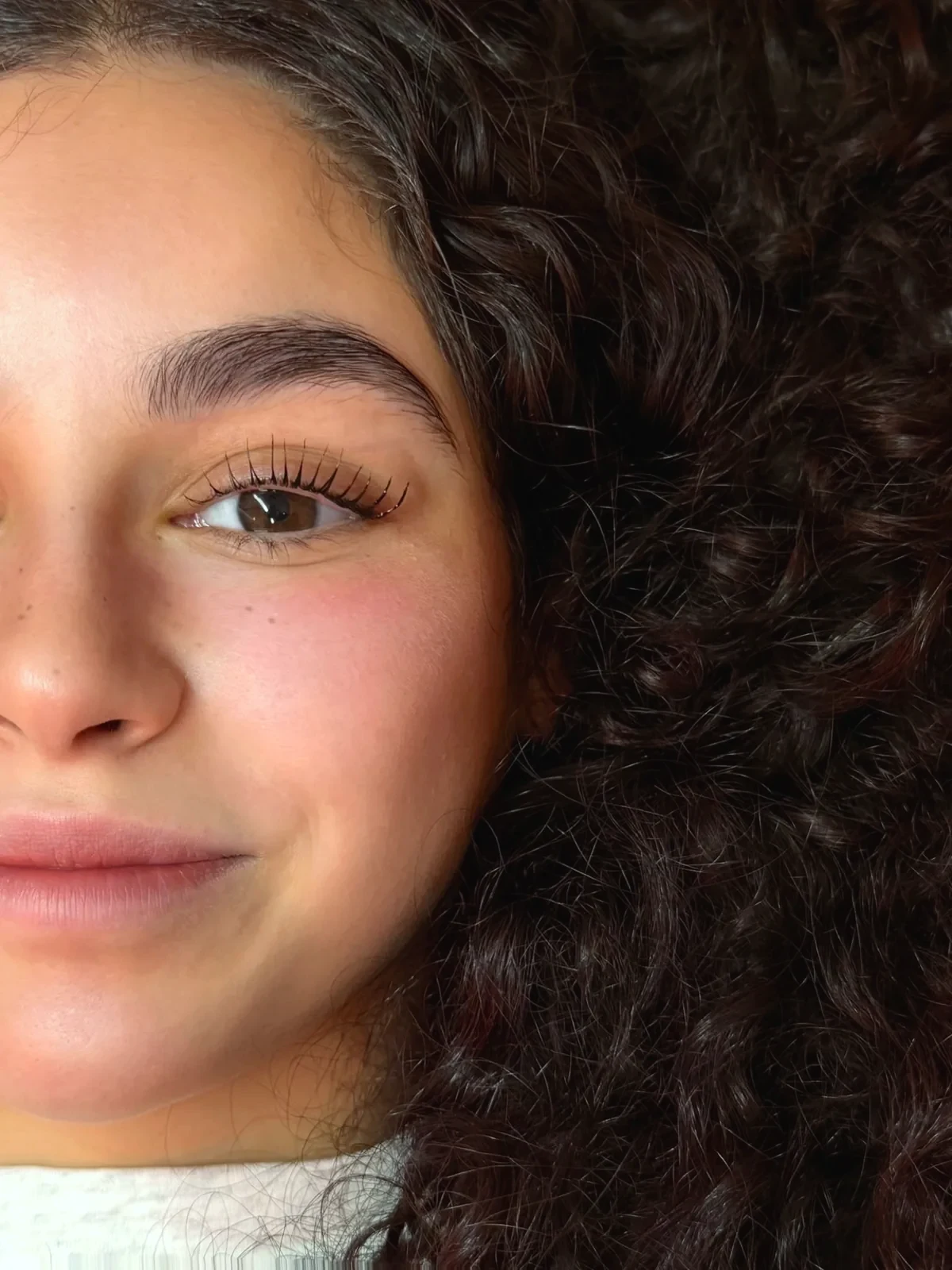 Korean Lashlifting Ergebnis mit weichem, offenem Blick